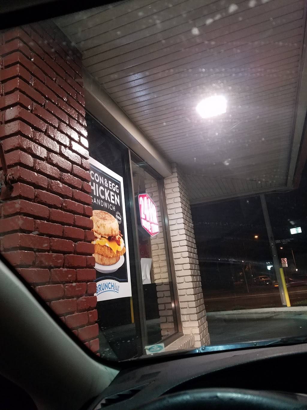 Jack in the Box | restaurant | 100 S State College Blvd, Anaheim, CA 92806, USA | 7147589325 OR +1 714-758-9325