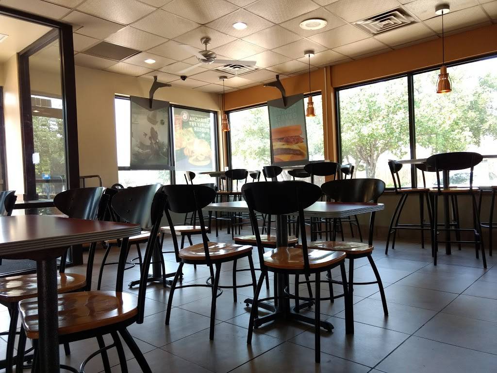 Jack in the Box | restaurant | 2401 SE Green Oaks Blvd, Arlington, TX 76018, USA | 8173753756 OR +1 817-375-3756