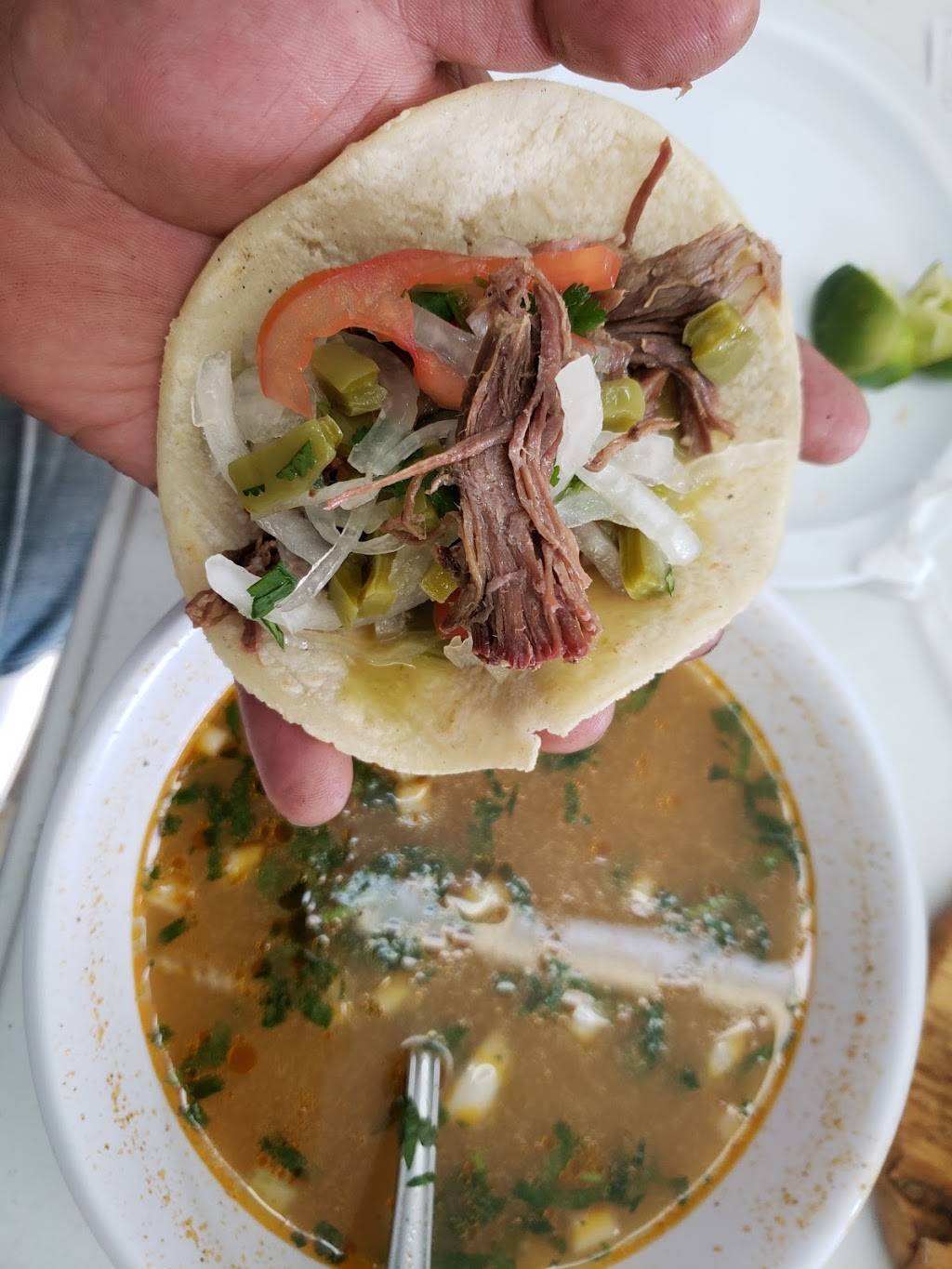 Barbacoa estilo Toluca | restaurant | 2609 S Hill St, Los Angeles, CA 90007, USA | 2132483068 OR +1 213-248-3068
