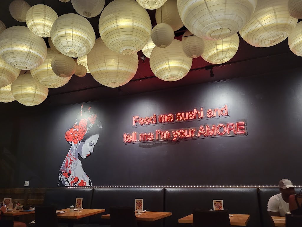 AMORE Sushi House | restaurant | 3715 N Halsted St, Chicago, IL 60613, USA | 7736486888 OR +1 773-648-6888