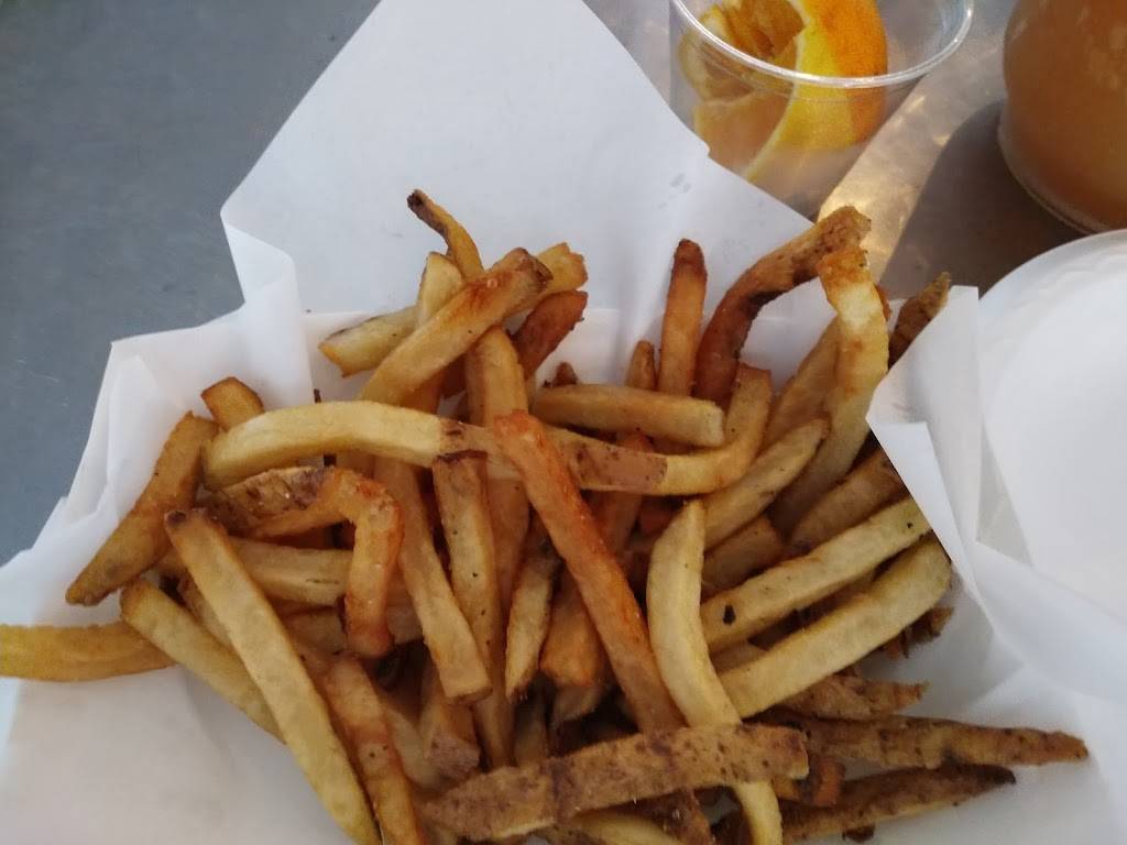 Maacs Grill | restaurant | 8150 N MacArthur Blvd, Irving, TX 75063, USA | 2144969464 OR +1 214-496-9464