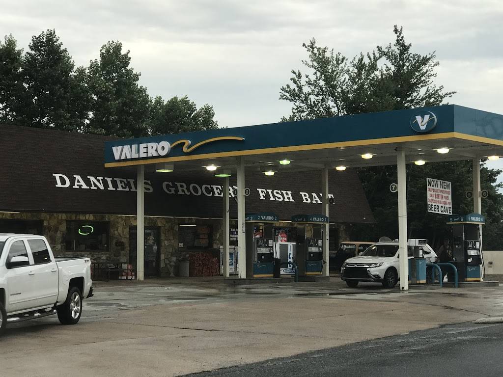 Daniels Grocery | restaurant | 2355 Pilgrim Mill Rd, Cumming, GA 30041, USA | 7708877052 OR +1 770-887-7052
