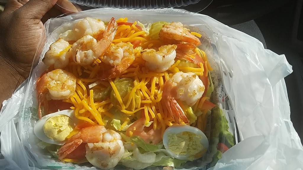 Lucky Jean Seafood | restaurant | 6746 Chef Menteur Hwy, New Orleans, LA 70126, USA | 5042457842 OR +1 504-245-7842