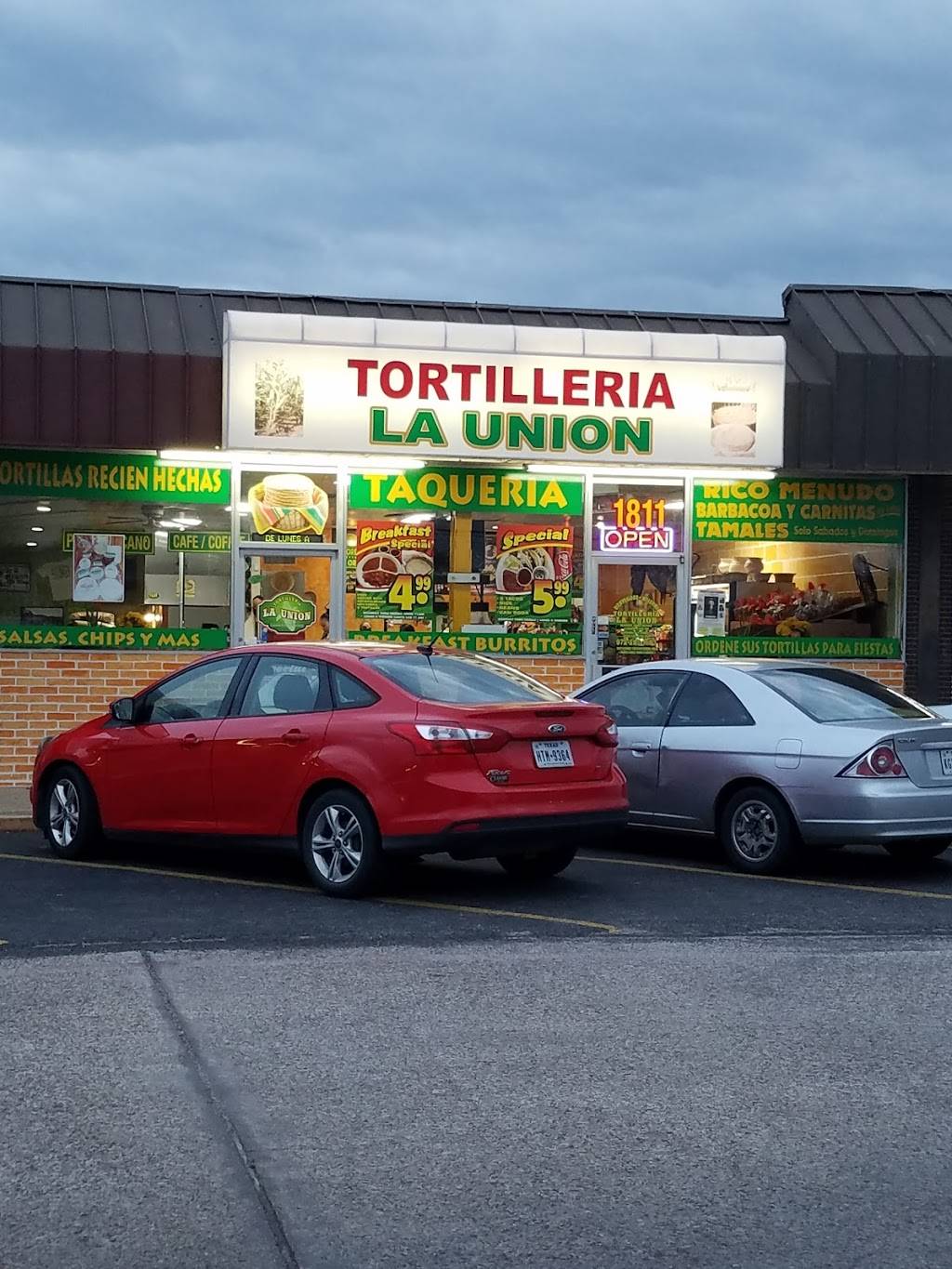 Tortilleria la Union | restaurant | 1811 N Galloway Ave, Mesquite, TX 75149, USA | 9722851690 OR +1 972-285-1690