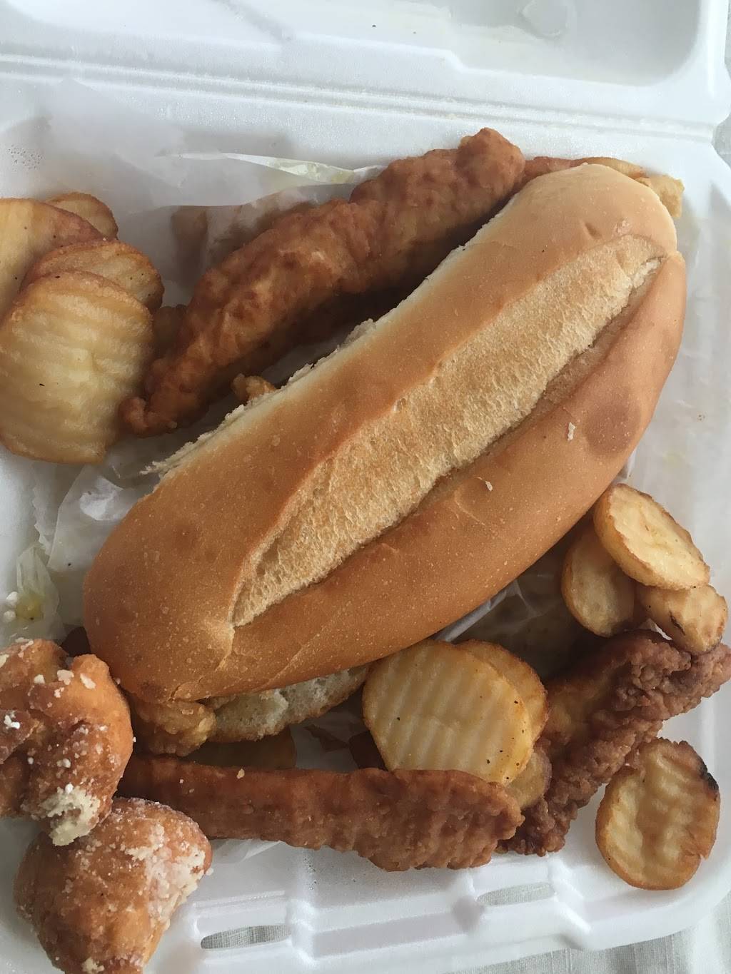 The Chippery | restaurant | 929 Westfield Ave, Elizabeth, NJ 07208, USA | 9087378700 OR +1 908-737-8700