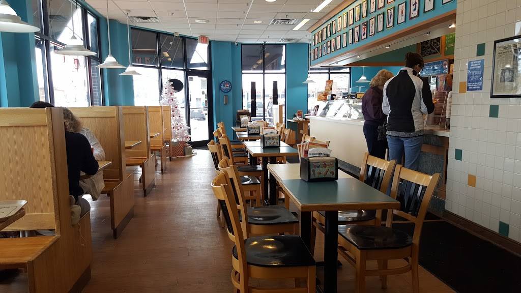 The Chocolate Factory | restaurant | 4932, 1402 S Main St, West Bend, WI 53095, USA | 2623068894 OR +1 262-306-8894