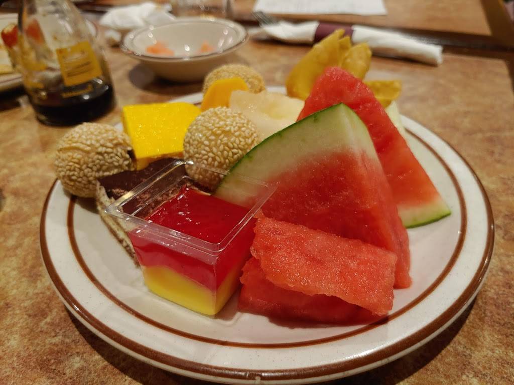 98 Pounds Buffet | restaurant | 824 W 98th St, Bloomington, MN 55420, USA | 9528811088 OR +1 952-881-1088