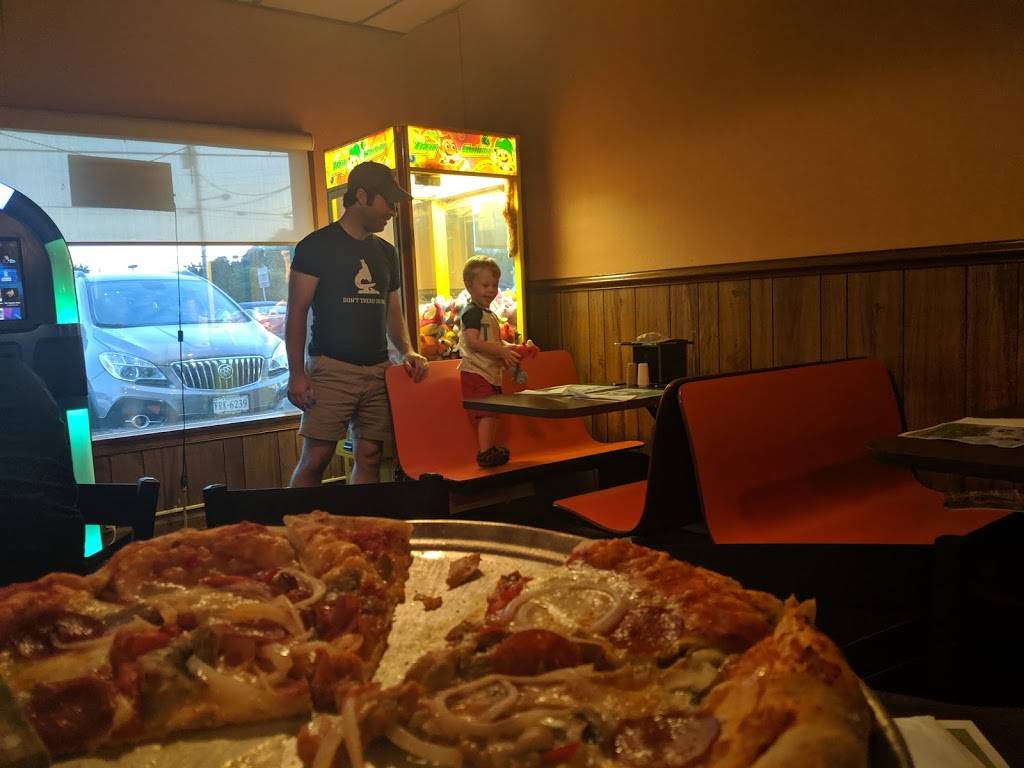 Sals Italian Pizza | restaurant | 456 N Main St, Kilmarnock, VA 22482, USA | 8044356770 OR +1 804-435-6770