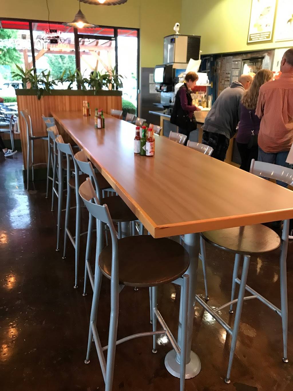 Mucho Gusto Mexican Kitchen | restaurant | 67 Oakway Center, Eugene, OR 97401, USA | 5413431481 OR +1 541-343-1481