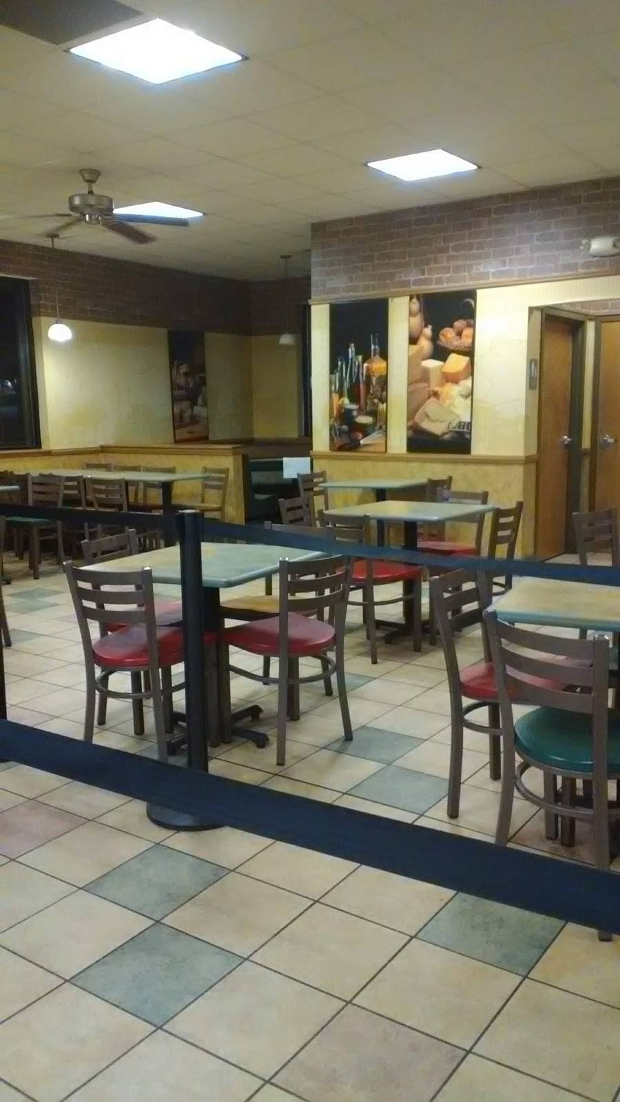 Subway | restaurant | 721 E Court St, Urbana, OH 43078, USA | 9376536708 OR +1 937-653-6708