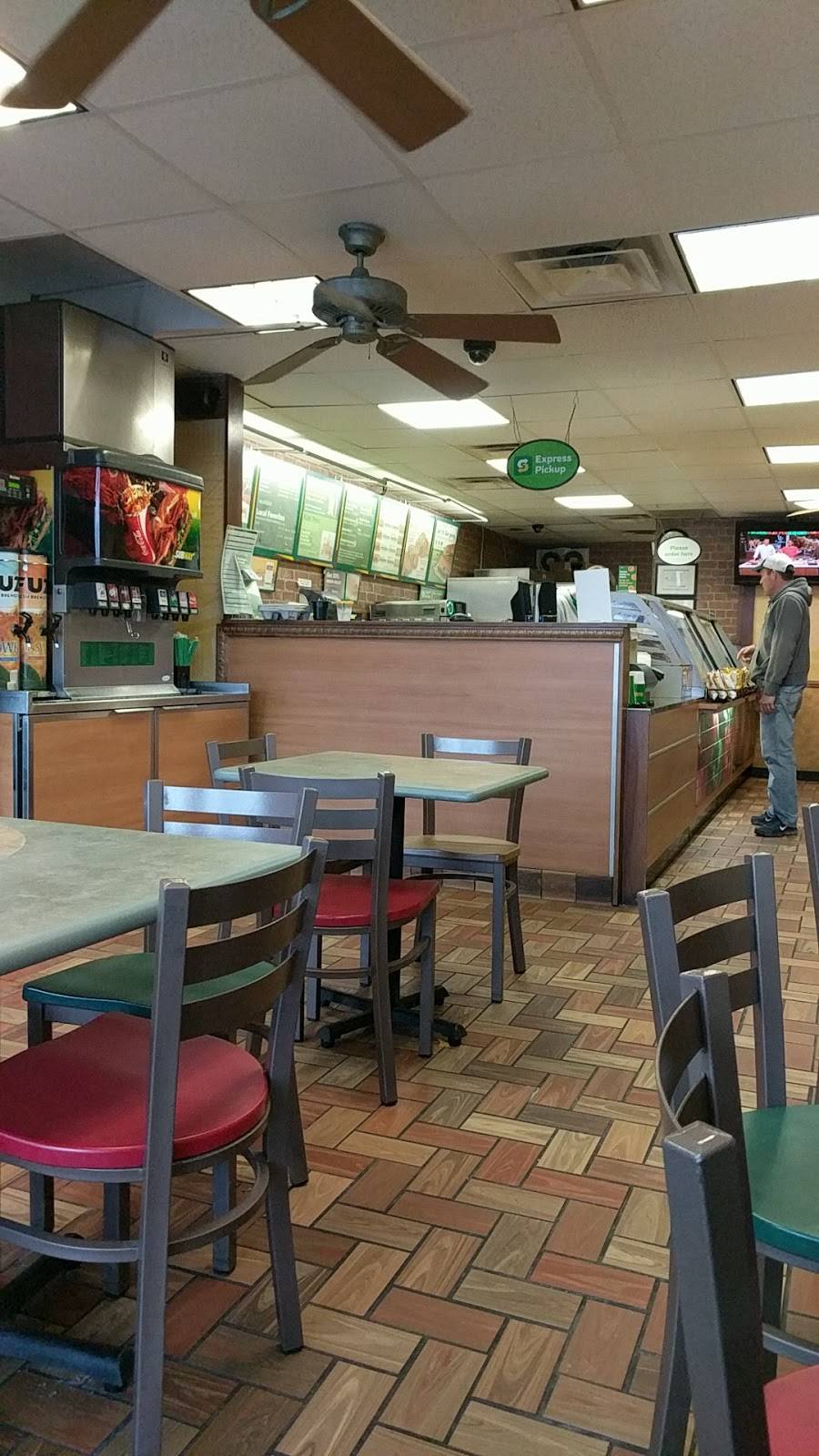 Subway | restaurant | 7143 E Main St, Reynoldsburg, OH 43068, USA | 6147554800 OR +1 614-755-4800