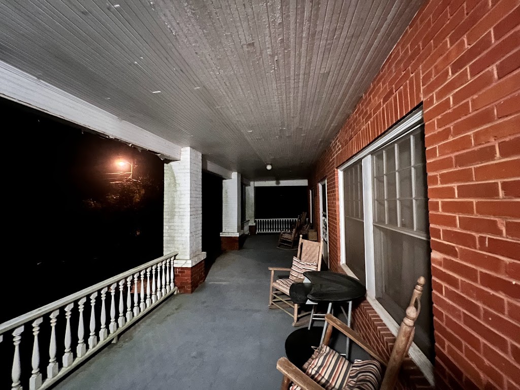 The Bowers House | restaurant | 100 Depot St, Canon, GA 30520, USA | 9548888948 OR +1 954-888-8948