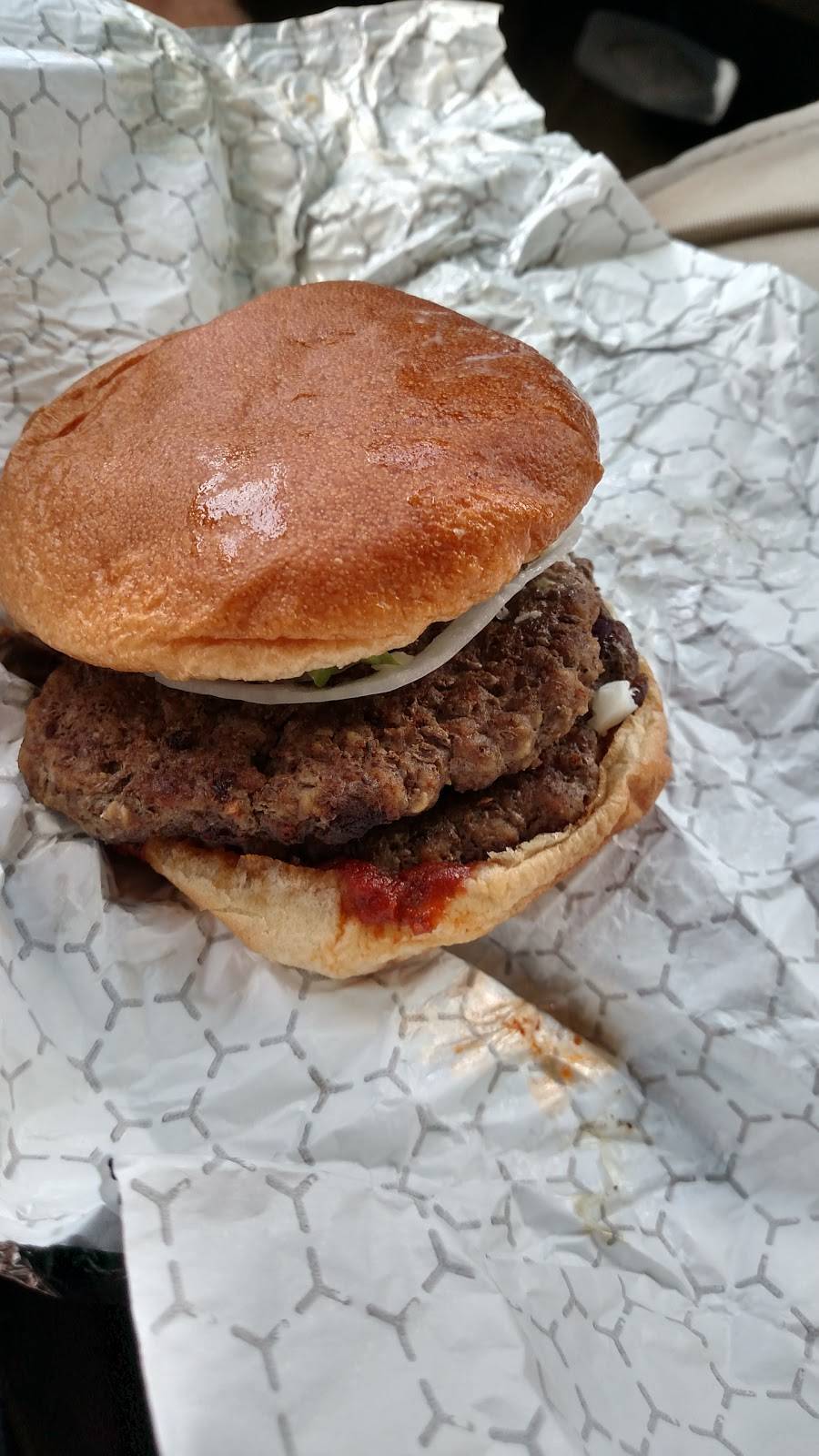 Circus Hall of Cream | restaurant | 211 22nd St SW, Hickory, NC 28602, USA | 8283284214 OR +1 828-328-4214