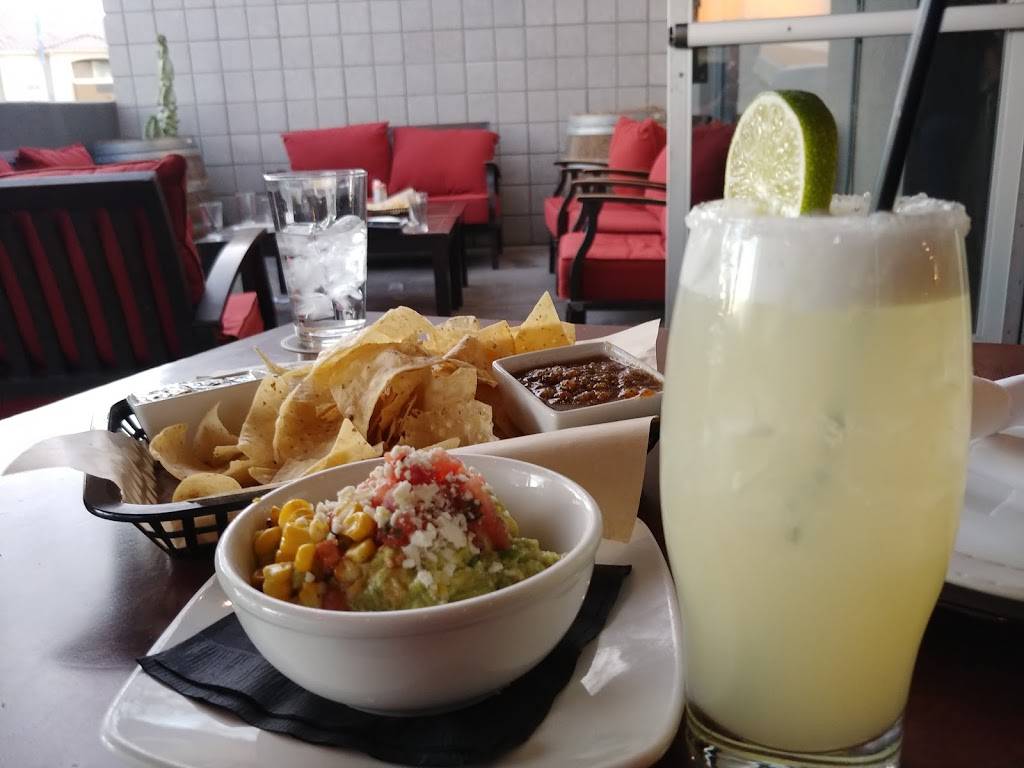 Revolu Modern Taqueria + Bar | restaurant | 15703 N 83rd Ave #110, Peoria, AZ 85382, USA | 6238780215 OR +1 623-878-0215