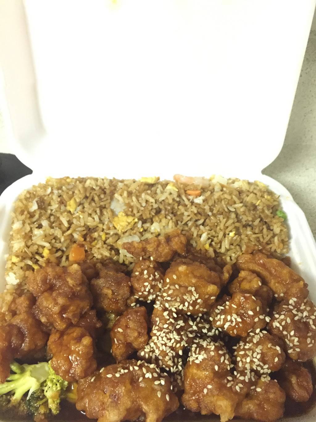 New Dragon | restaurant | 5450 Peachtree Pkwy suite 1-b, Peachtree Corners, GA 30092, USA | 7705584262 OR +1 770-558-4262