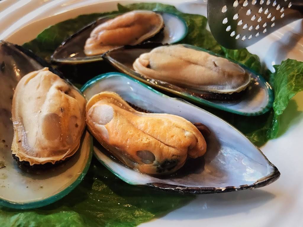 Suibian Hotpot, BBQ & Bar | restaurant | 27 Temple St, New Haven, CT 06510, USA | 2037454889 OR +1 203-745-4889