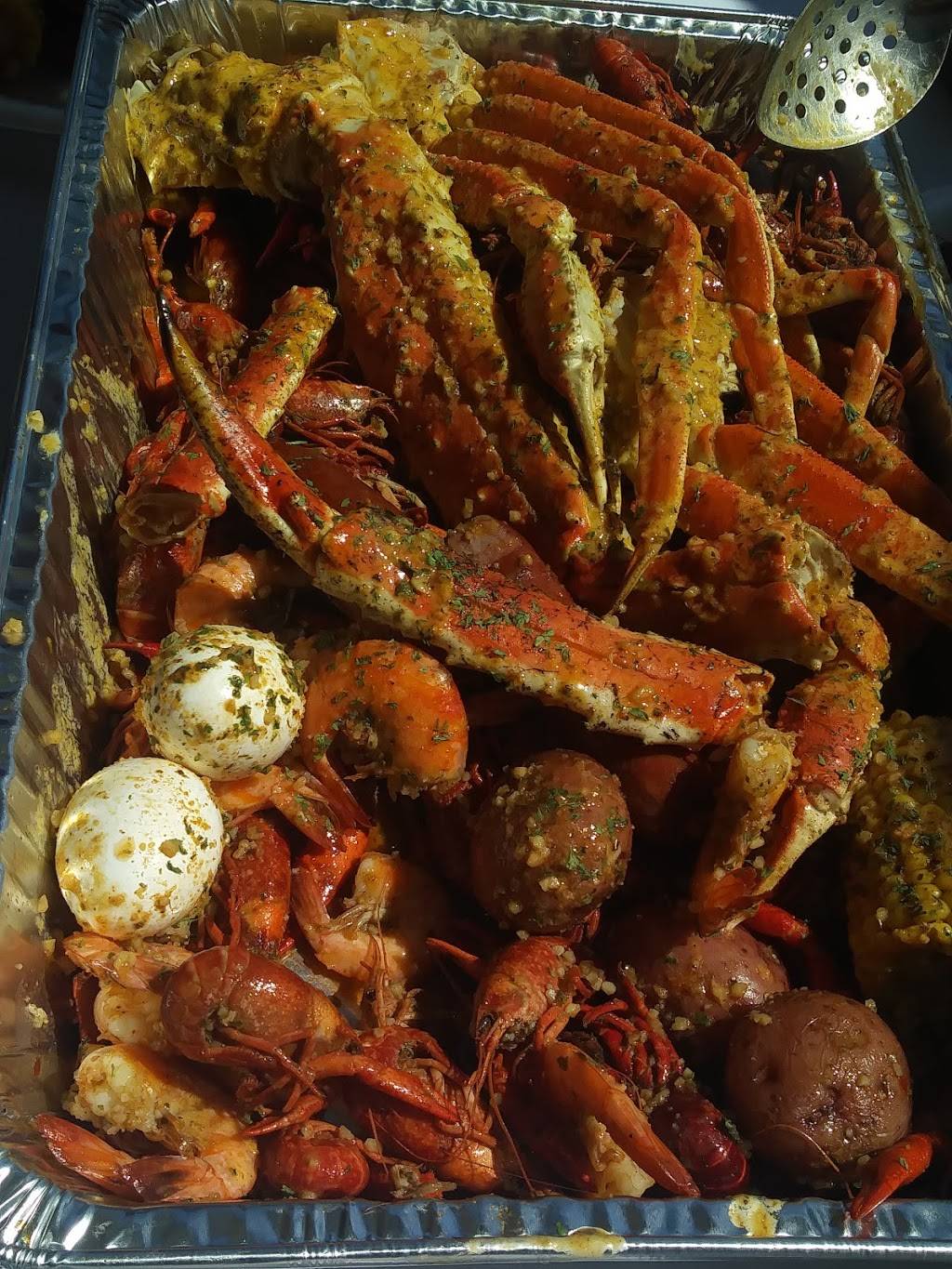 Krazy Crawfish | restaurant | 3525 Lockwood Dr, Houston, TX 77026, USA | 7132596803 OR +1 713-259-6803