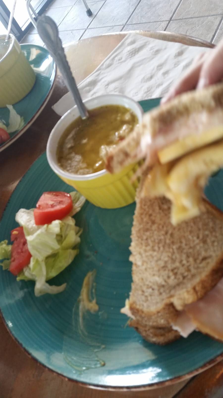 Mollys Cafe | cafe | 3045 Vineville Ave, Macon, GA 31204, USA | 4783189909 OR +1 478-318-9909