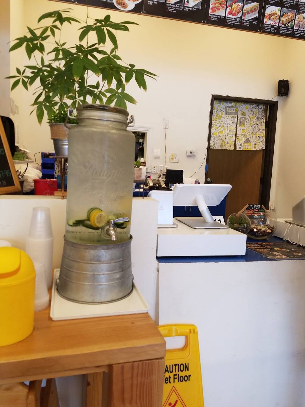 BBQ Teriyaki & Sushi | restaurant | 18855 Ventura Blvd, Tarzana, CA 91356, USA | 8188819188 OR +1 818-881-9188