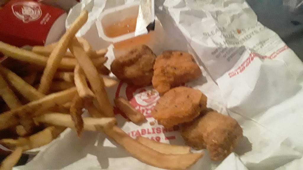 Wendys | restaurant | 901 Bankhead Hwy W, Birmingham, AL 35204, USA | 2053245272 OR +1 205-324-5272