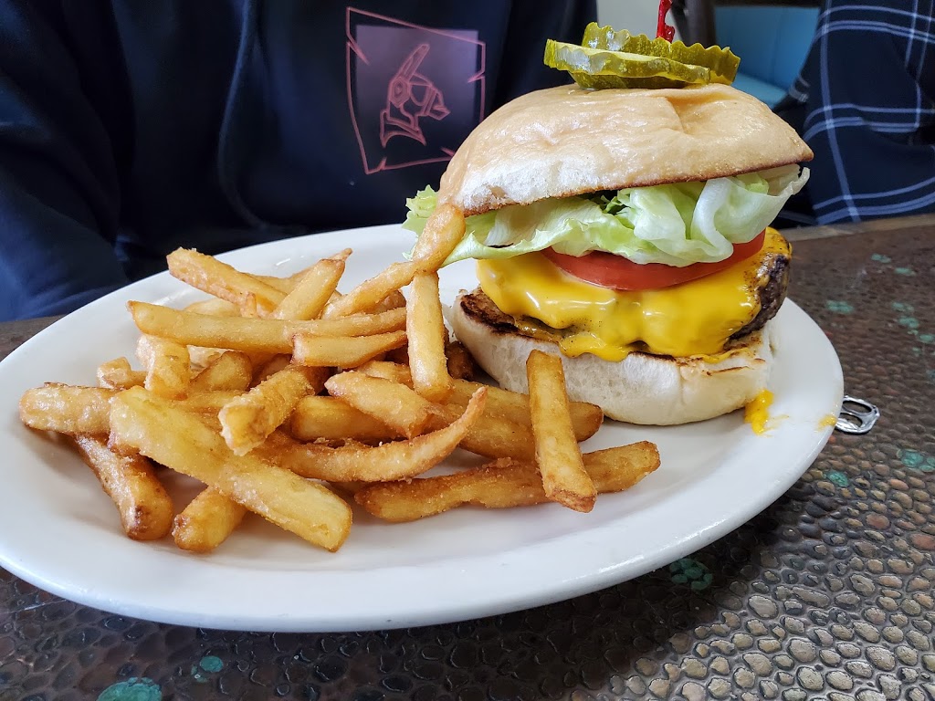 The ugly Diner | restaurant | 2200 E 2nd St, Gulf Shores, AL 36542, USA | 2512243182 OR +1 251-224-3182