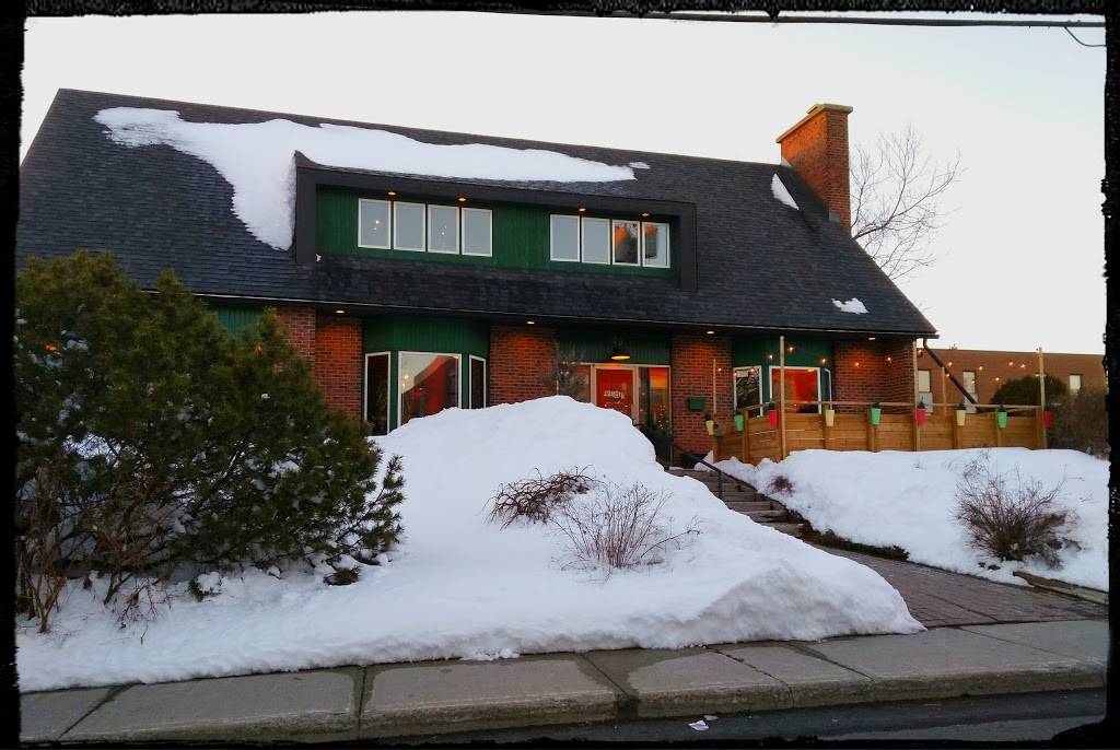 Pub Le Charlotte | restaurant | 109 Rue Lansdowne, Saint-Bruno-de-Montarville, QC J3V 5N1, Canada | 4506901550 OR +1 450-690-1550