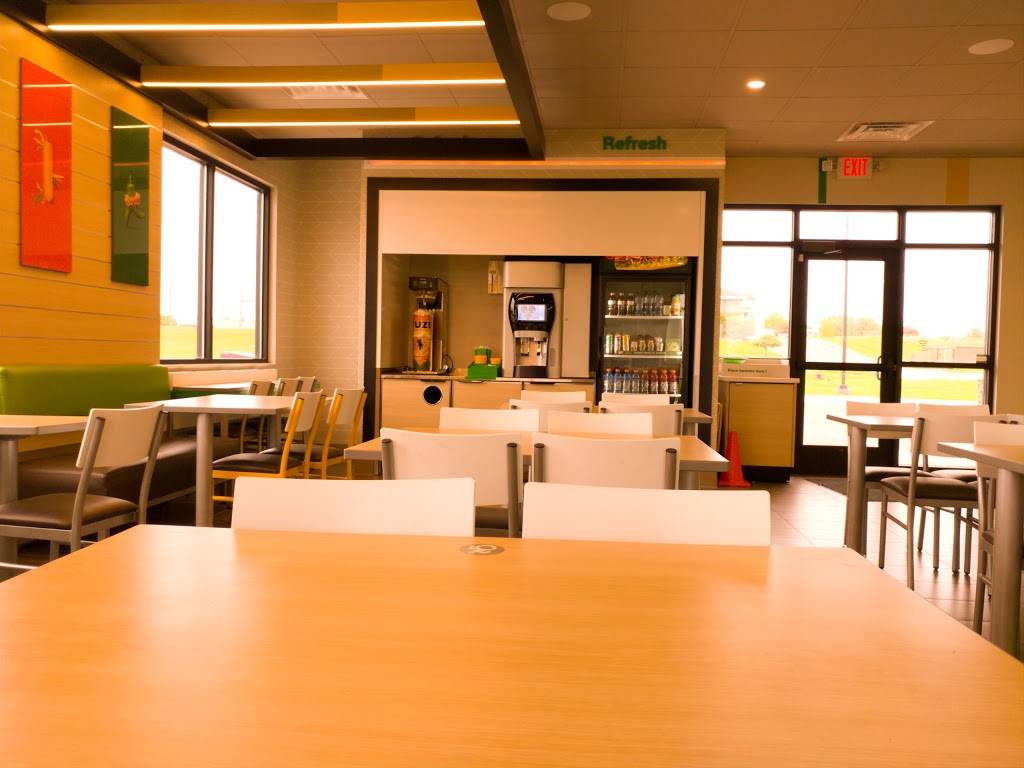 Subway Restaurants | restaurant | 10500 Bartell Blvd, Galena, IL 61036, USA | 8157774322 OR +1 815-777-4322