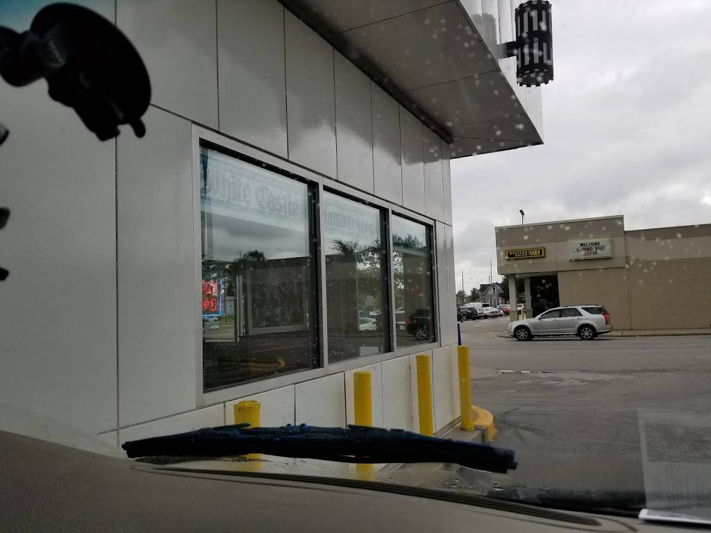 White Castle | restaurant | 2165 Shelby St, Indianapolis, IN 46203, USA | 3177886690 OR +1 317-788-6690