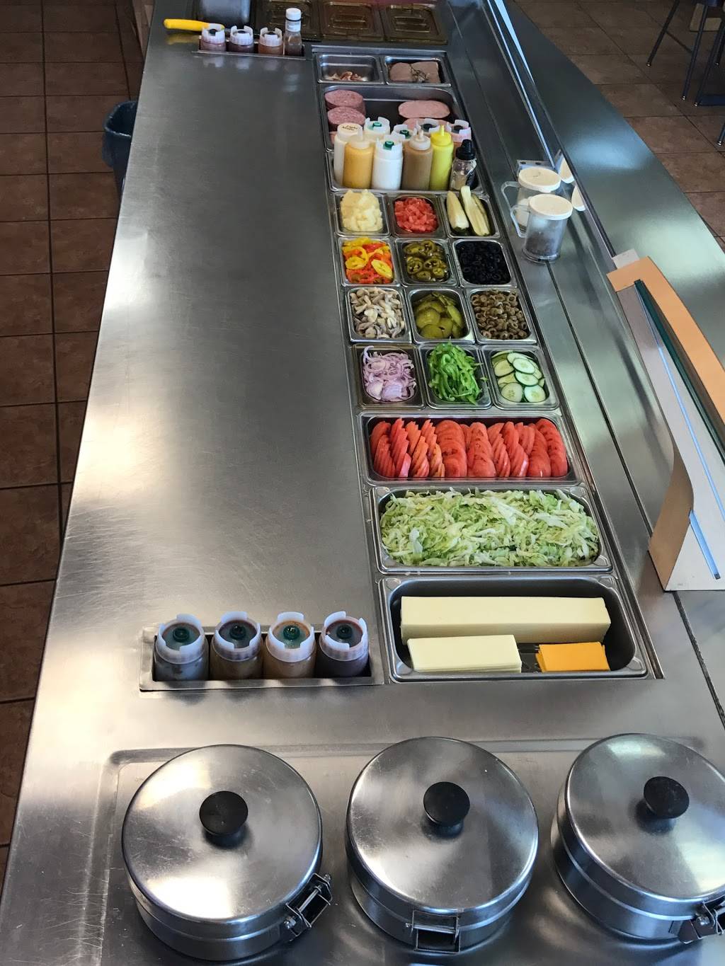 Mr.Sub | restaurant | 243 N Front St, Belleville, ON K8P 3C3, Canada | 6139697271 OR +1 613-969-7271