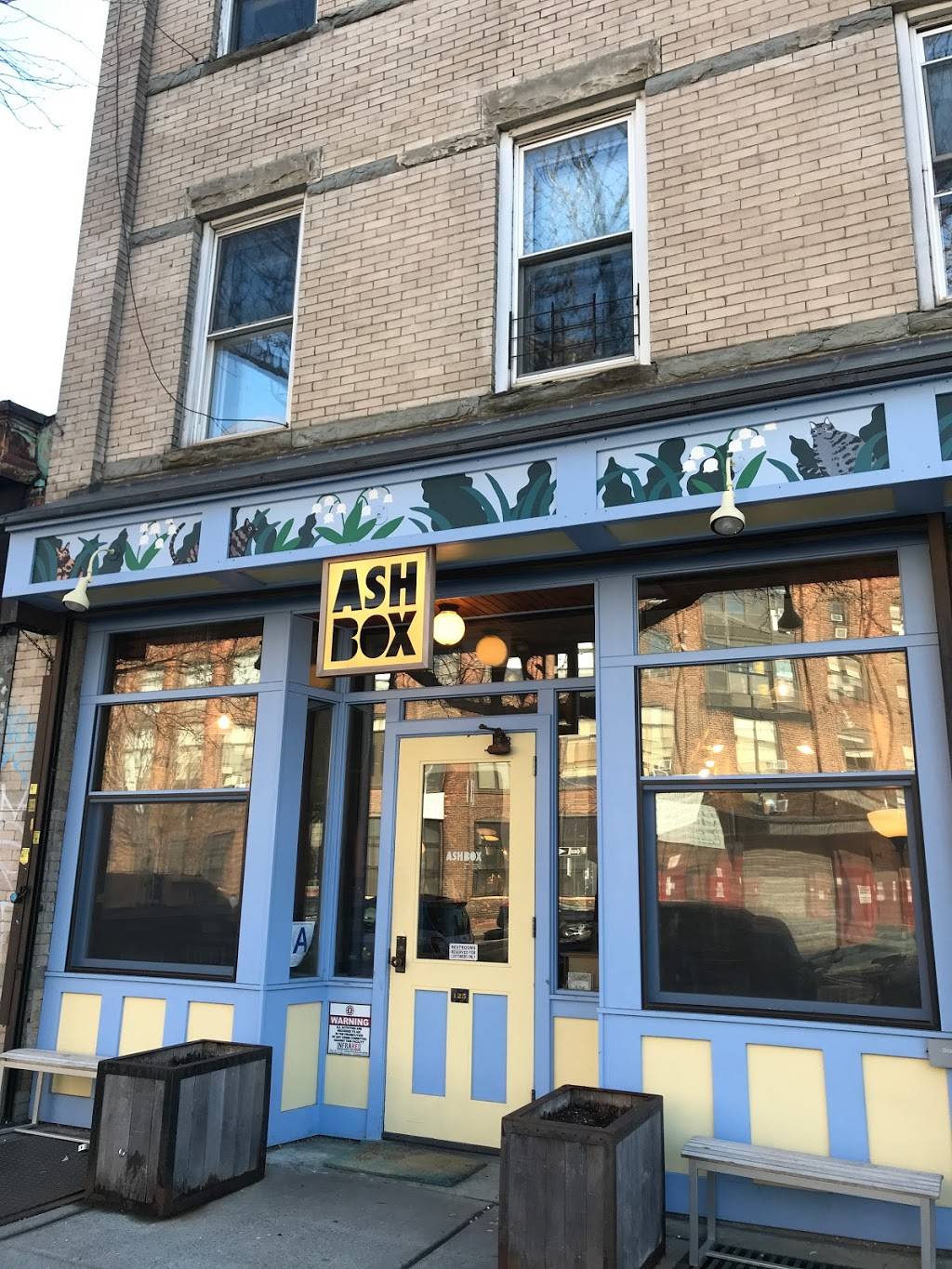 Ashbox | restaurant | 1154 Manhattan Ave, Brooklyn, NY 11222, USA | 7183893222 OR +1 718-389-3222