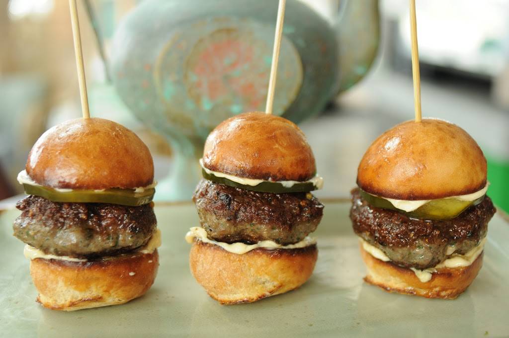 The Solo Club | restaurant | 2110 NW Raleigh St, Portland, OR 97210, USA | 9712549806 OR +1 971-254-9806