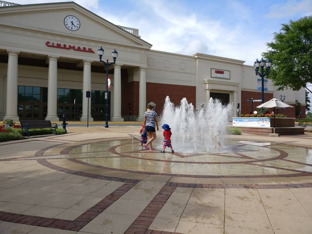 Cinemark Fairfax Corner 14 and XD | meal takeaway | 11900 Palace Way, Fairfax, VA 22030, USA | 7033786550 OR +1 703-378-6550