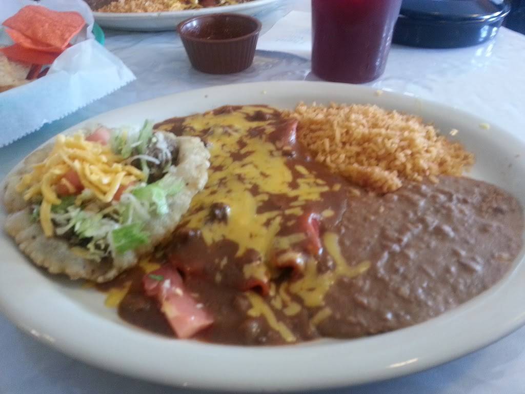 Angelicas 2 | restaurant | 2242, 3020 Commercial Ave, San Antonio, TX 78221, USA | 2109246112 OR +1 210-924-6112