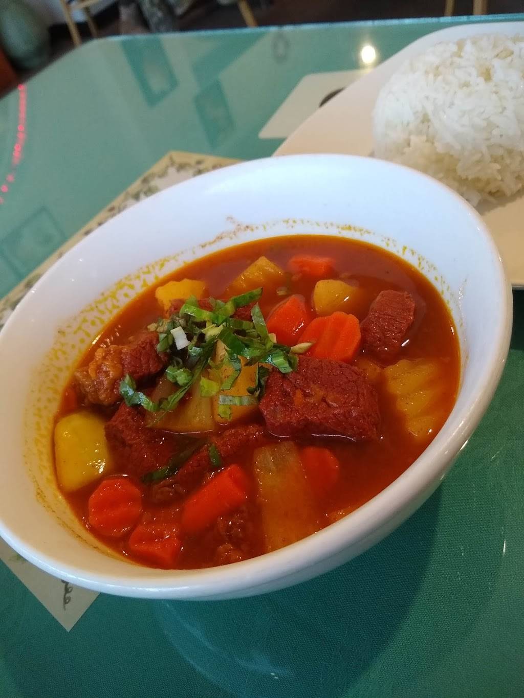 Pho Vietnam | restaurant | 809 E Loop Rd, Anchorage, AK 99501, USA | 9072771445 OR +1 907-277-1445