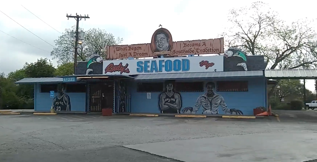 Rudys Seafood | restaurant | 4122 S Flores St, San Antonio, TX 78214, USA | 2105321315 OR +1 210-532-1315