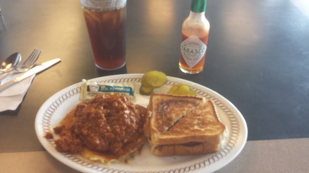Waffle House | meal takeaway | 1510 St E 10th St, Jeffersonville, IN 47130, USA | 8122822280 OR +1 812-282-2280