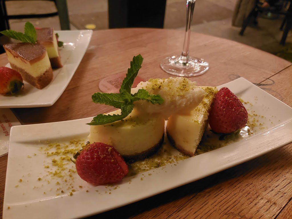 Belle Cora | restaurant | 565 Green St, San Francisco, CA 94133, USA | 4158725451 OR +1 415-872-5451