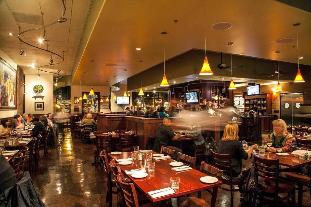 Cast Iron Grill & Bar | restaurant | 700 Main St #104, Suisun City, CA 94585, USA | 7074251700 OR +1 707-425-1700