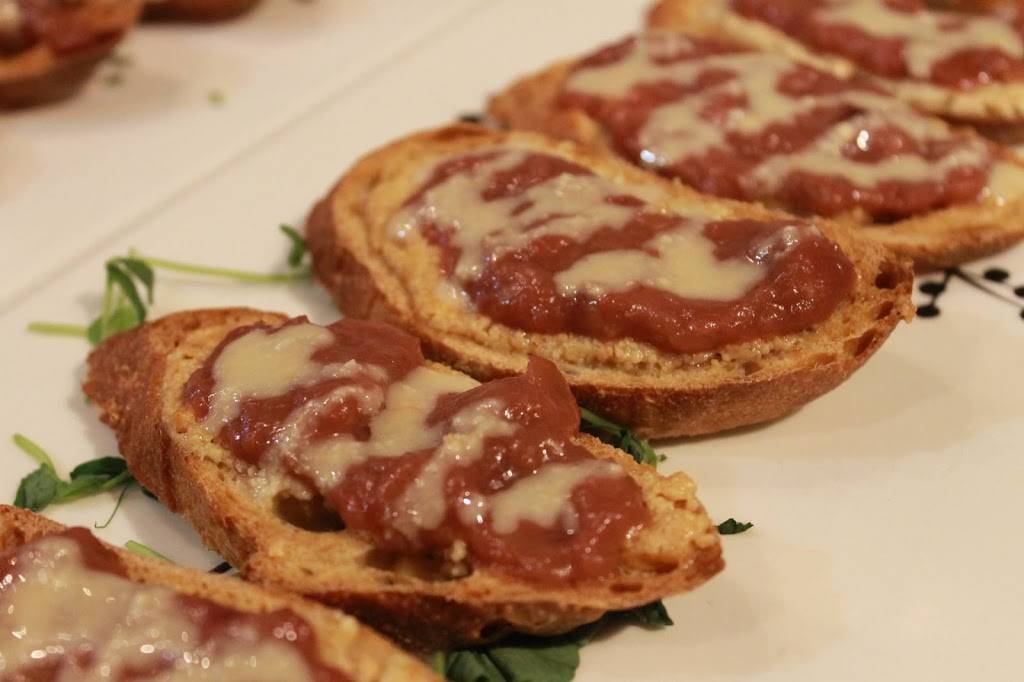 Bear in Boots | restaurant | 285 Main St, Falmouth, MA 02540, USA | 5084448511 OR +1 508-444-8511