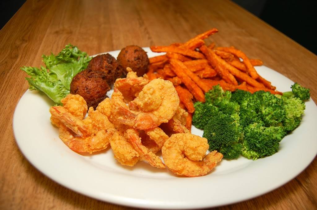 Ricks Cafe | restaurant | 1612 Virginia Beach Blvd, Virginia Beach, VA 23454, USA | 7574251625 OR +1 757-425-1625