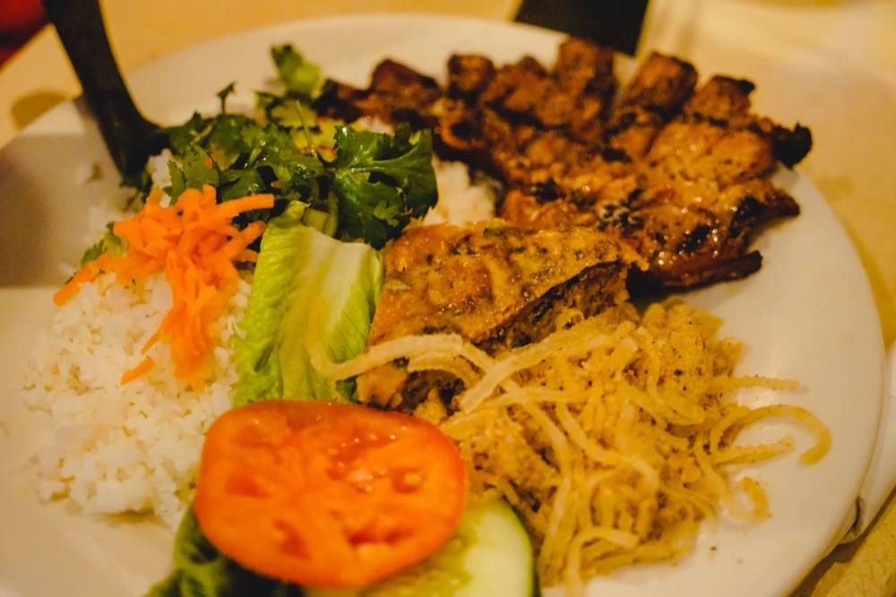 Pho Grand Restaurant | restaurant | 3195 S Grand Blvd, St. Louis, MO 63118, USA | 3146647435 OR +1 314-664-7435