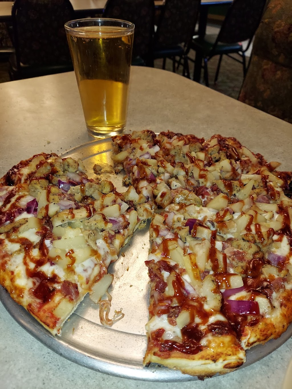 Angelos Pizza Parlor | restaurant | 725 N Main St, Phoenix, OR 97535, USA | 5415351535 OR +1 541-535-1535