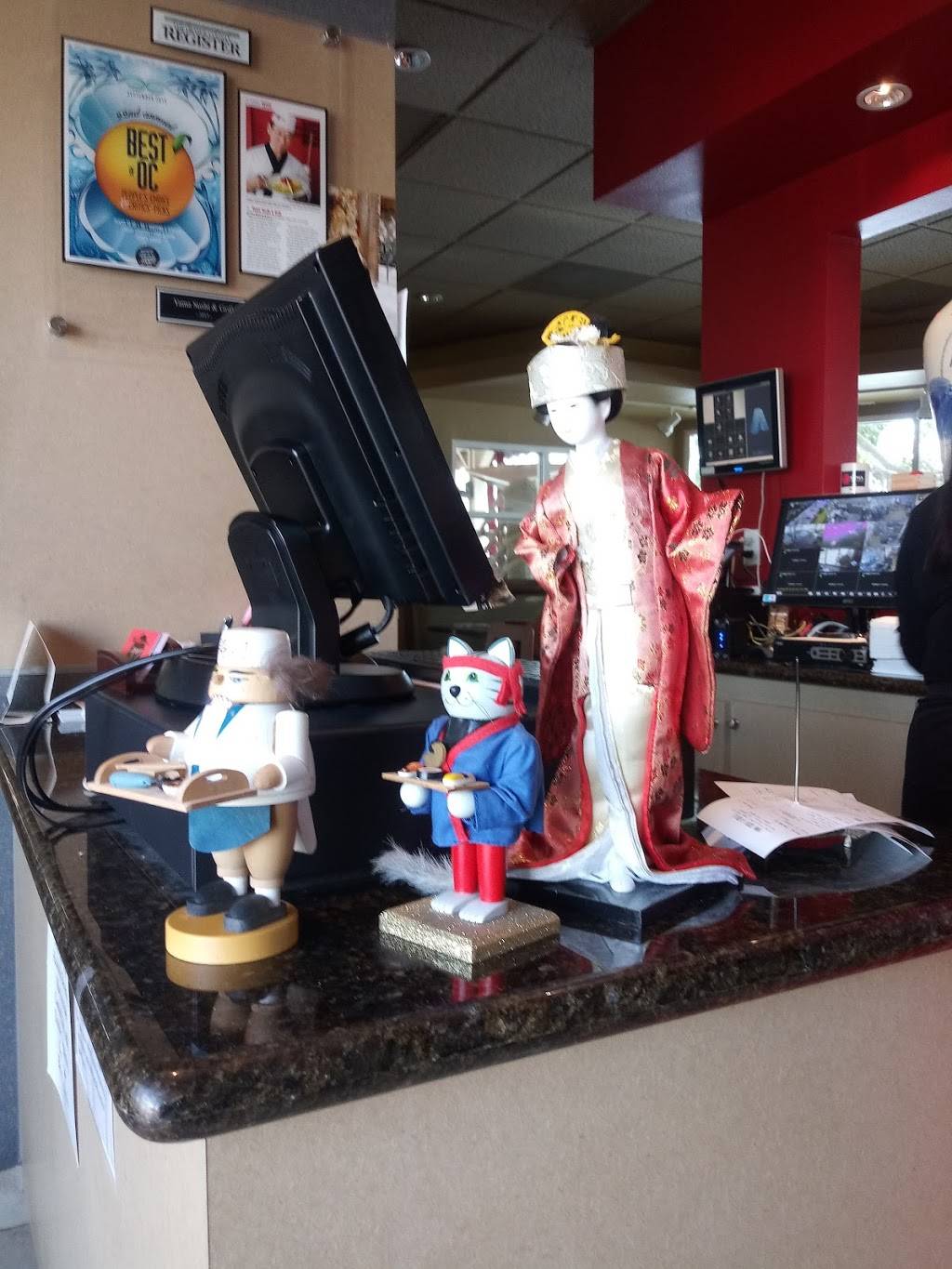 Yama Sushi & Grill | restaurant | Plaza Del Lago Shopping Center, 27782 Vista Del Lago C-22, Mission Viejo, CA 92692, USA | 9497169262 OR +1 949-716-9262