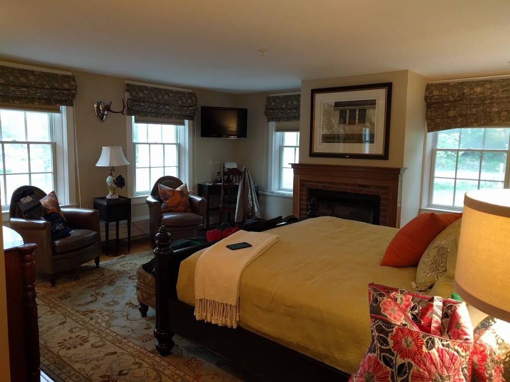 The Lyme Inn | restaurant | 1 Market St, Lyme, NH 03768, USA | 6037954824 OR +1 603-795-4824