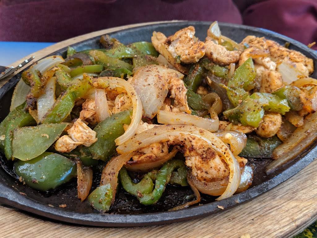 El Vaquero | restaurant | 215 N Madison Rd, Orange, VA 22960, USA | 5406723880 OR +1 540-672-3880