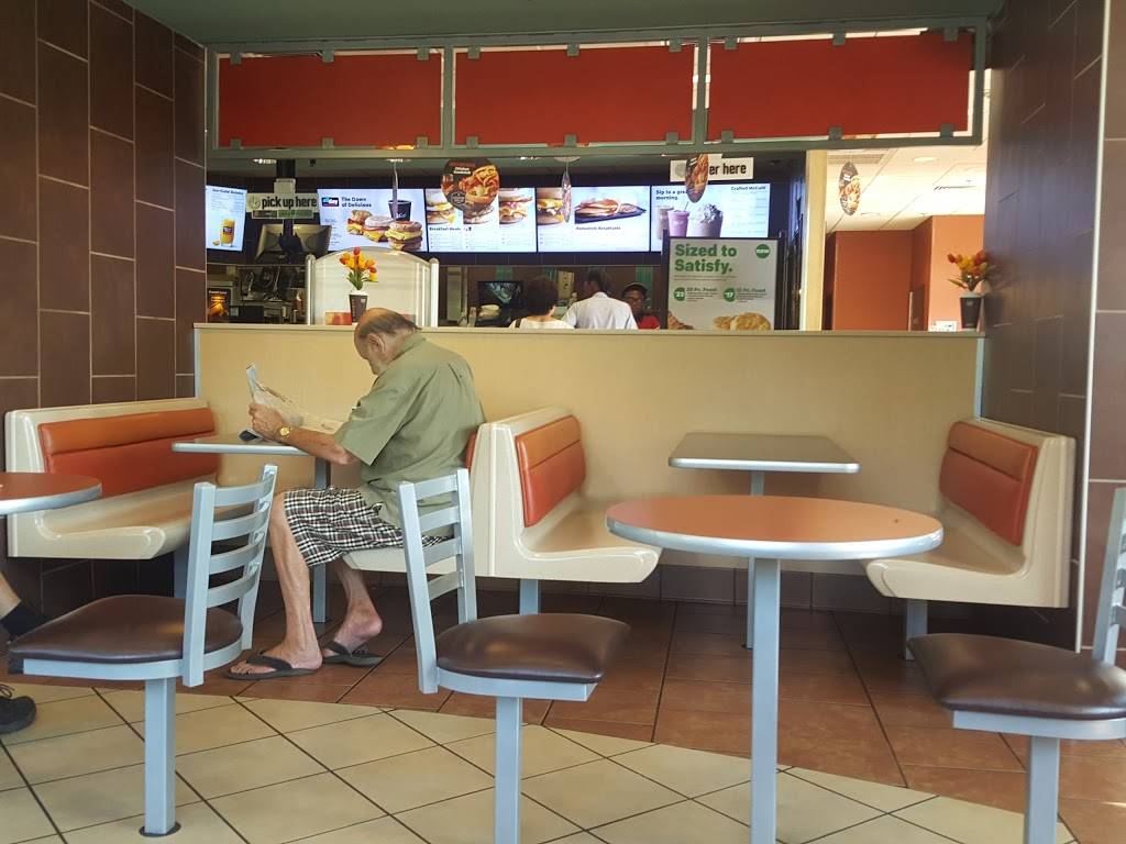 McDonalds | cafe | 2301 Central Ave, Charlotte, NC 28205, USA | 7043757587 OR +1 704-375-7587