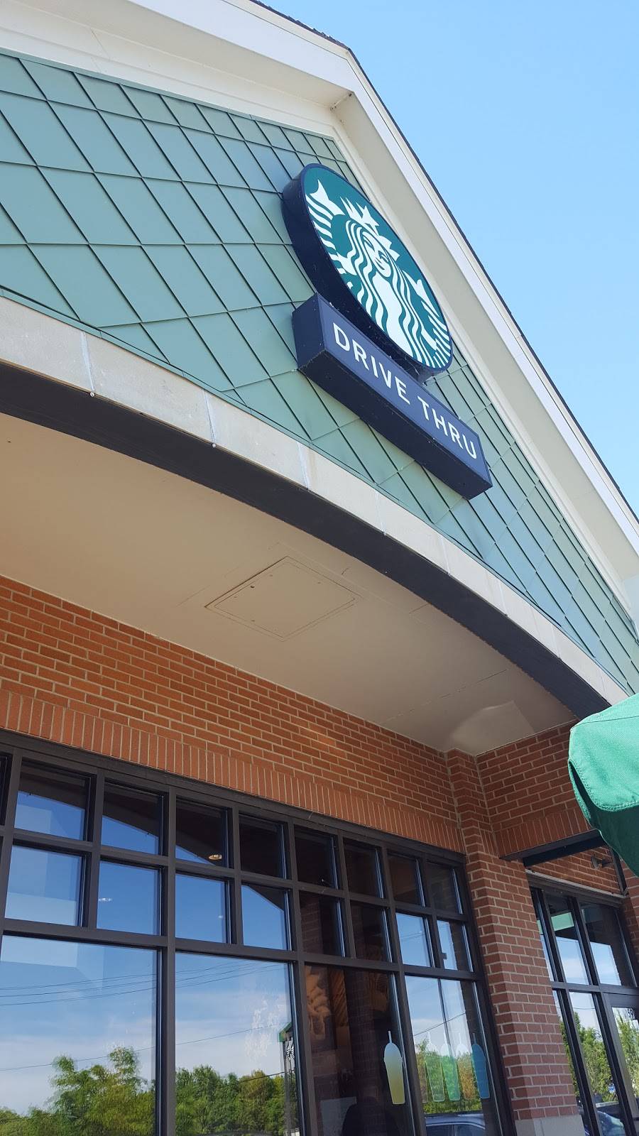 Starbucks | cafe | 159 Buckley Rd, Libertyville, IL 60048, USA | 8475496836 OR +1 847-549-6836