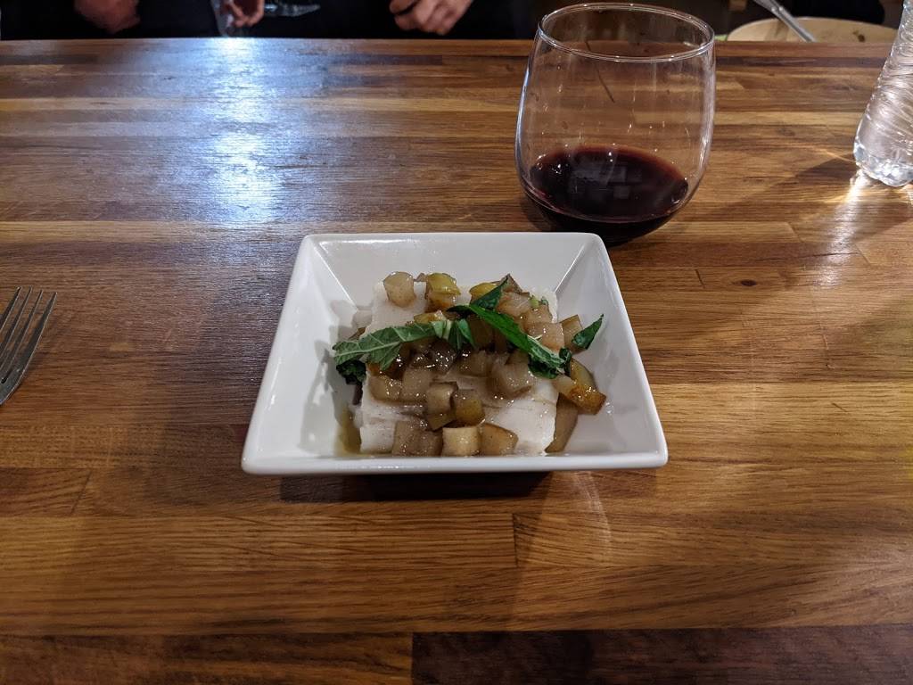 R Kitchen | restaurant | 1337 Ashley River Rd, Charleston, SC 29407, USA | 8437894342 OR +1 843-789-4342