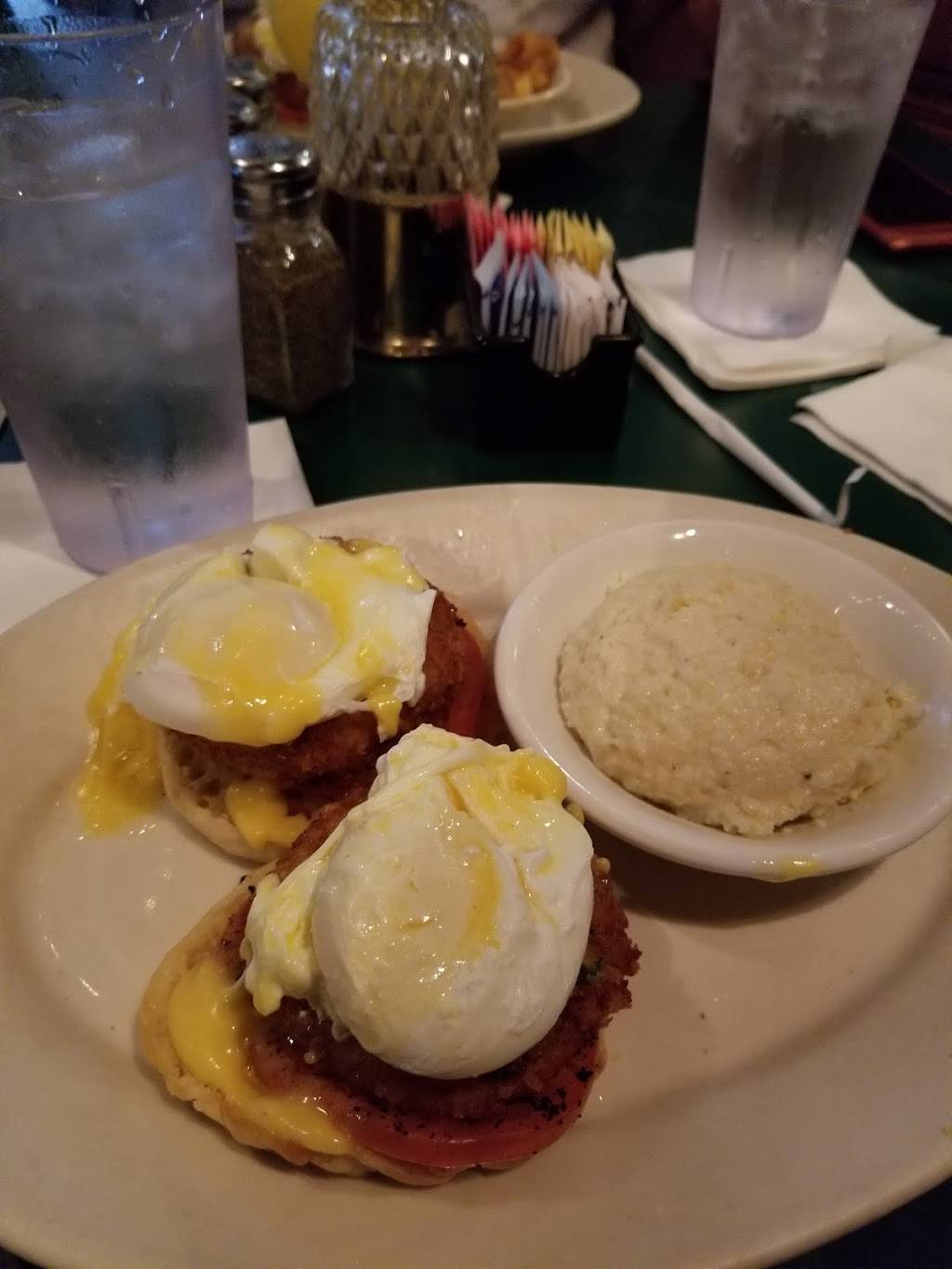 Half Shell | restaurant | 688 S Mendenhall Rd, Memphis, TN 38117, USA | 9016823966 OR +1 901-682-3966