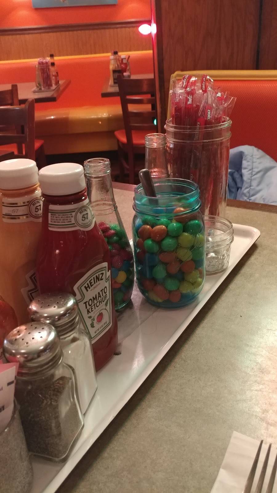 Someone Elses Bar | restaurant | 3841 Willow Ave #1850, Castle Shannon, PA 15234, USA | 4123434332 OR +1 412-343-4332